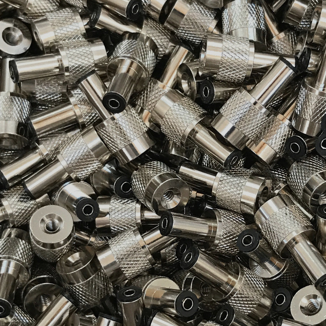 2.1mm DC Solderless Plugs and Cable Available Now!!